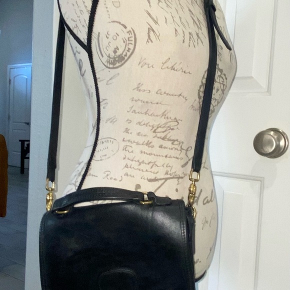 Vintage Coach 1980’ cross body Bag - Picture 4 of 15